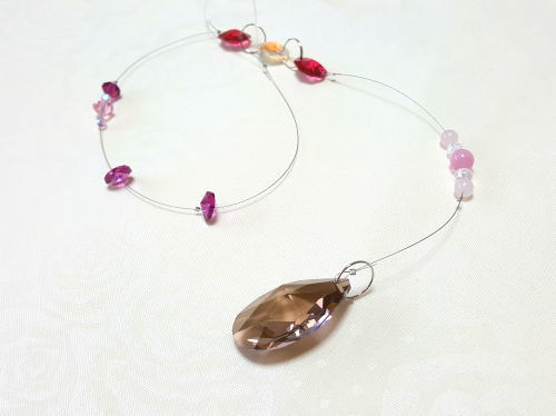 カラーセラピー仕様の必要な色で作るサンキャッチャー