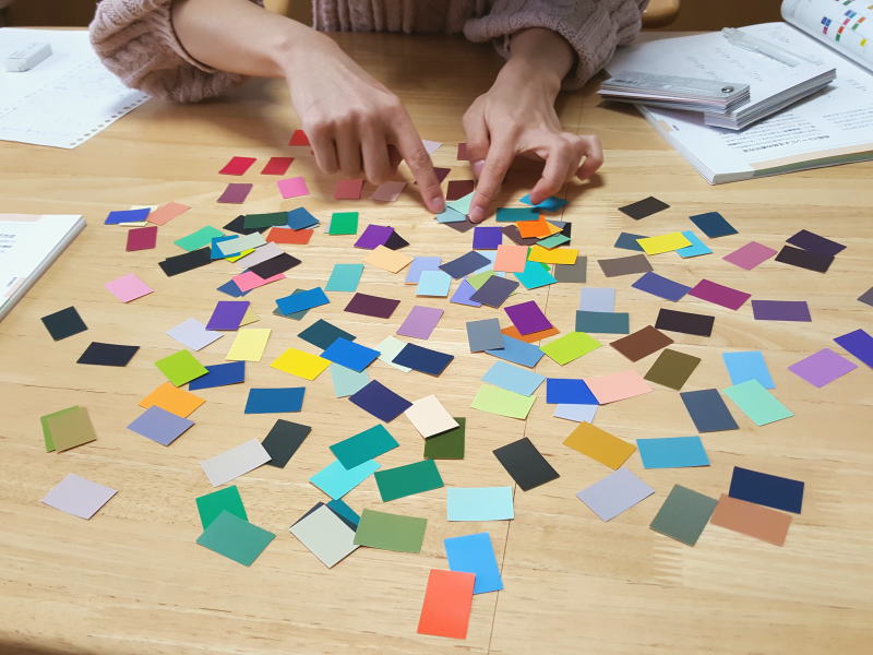 色彩検定に向けて！遊びながら色を覚える♪