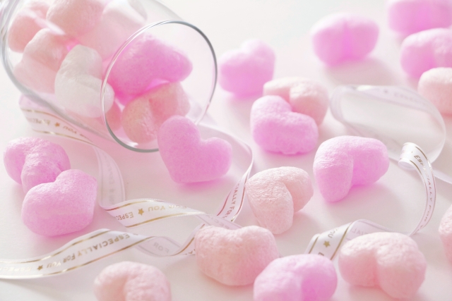 ピンクに目が行く人のポジティブとネガティブ