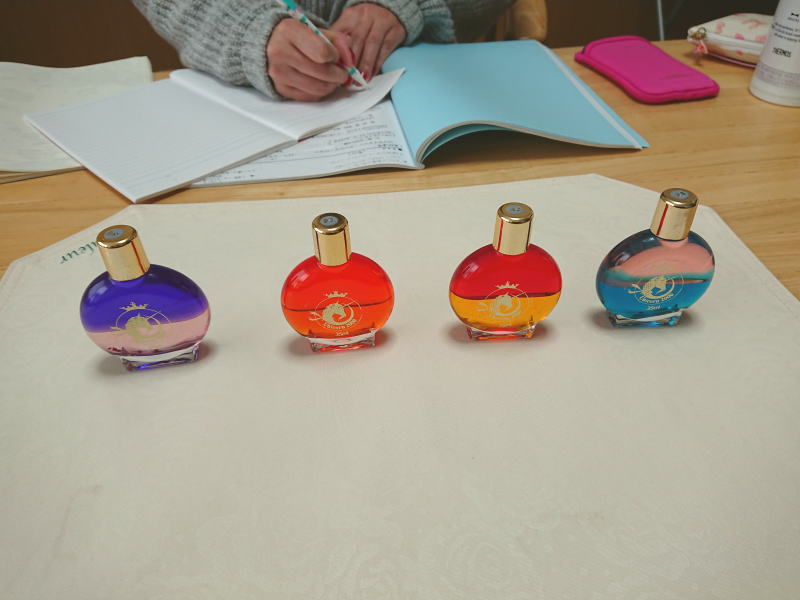 カラーセラピスト養成講座♪初めてのセッションと私の勘！